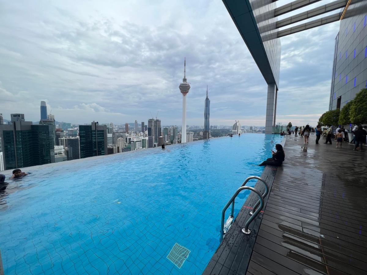 Amazing Pool By Platinum Suites Klcc Kuala Lumpur Esterno foto